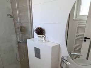 Apartament modern cu 3 camere, terasa de 36 mp, zona Eroilor — miniatura 5