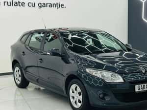 Renault Megane Break / Estate 2010 — miniatura 2