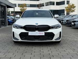 BMW 330 Berlină Second-Hand, 21.600 km, 2023 — miniatura 3