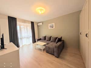 Inchiriez apartament 2 camere Residential Apusului 1 — miniatura 2