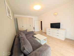 Inchiriez apartament 2 camere Residential Apusului 1 — miniatura 3