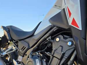 Vand motocicleta Honda NX500, 4900KM, ca noua, inca 2 ANI GARANTIE de fabrica! — miniatura 2