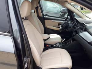 BMW 218 Active Tourer 2019, 75.000 km, 17.850 EUR — miniatura 5