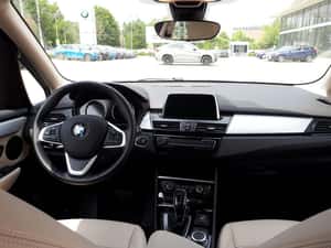 BMW 218 Active Tourer 2019, 75.000 km, 17.850 EUR — miniatura 6