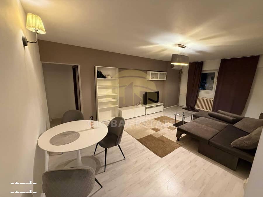 Inchiriere apartament 3 camere - Vacaresti | Metrou — fotografie 1 din 6