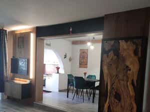 Inchiriez apartament 2 camere+curte 65 mp — miniatura 4