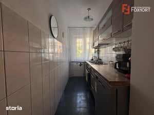 Apartament cu 2 camere, etaj 1, zona Sagului — miniatura 4