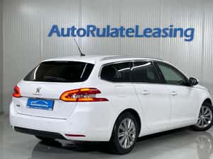 Peugeot 308 Break Automata 2020 - 110925 km — miniatura 3