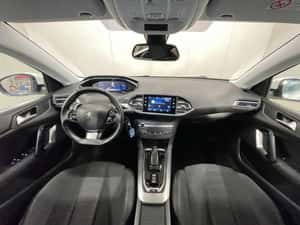 Peugeot 308 Break Automata 2020 - 110925 km — miniatura 7