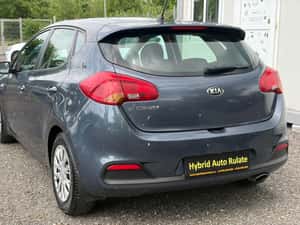 KIA CEED – Compactă din 2015, benzină, spațioasă și fiabilă — miniatura 3