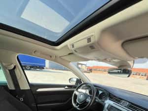 VW Passat 2016 automat panoramic 2.0 — miniatura 6