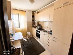 Apartament nou 2 camere decomandate, 54mp, etaj 3, finisat, cu parcare