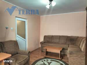Apartament 2 camere, decomandat, etaj 3 - aproape de centru — miniatura 4