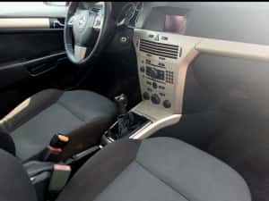 Vand Opel Astra H 2008 Diesel 1300 cmc Neavariata