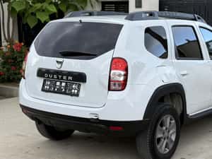 Dacia Duster SUV 2014, 273.000 km, 5.999 EUR — miniatura 4