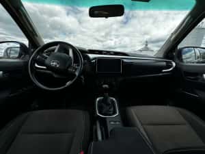 Toyota Hliux 2.4 — miniatura 7