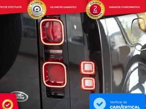 Land Rover Defender 110 3.0 D250 MHEV X-Dynamic SE 2021 — miniatura 5