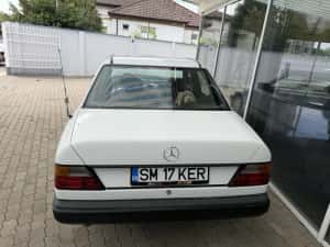 Mercedes-Benz W124 200D 1988 – Vehicul Istoric – Stare de functionare foarte buna — miniatura 5