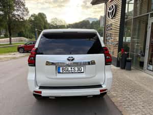 Toyota Land Cruiser - Second Hand, Rulaj 12.500 km — miniatura 3