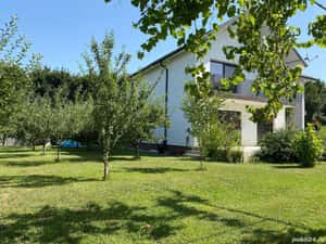Vila Bascov - zona privată,retrasă, acces rapid — miniatura 8