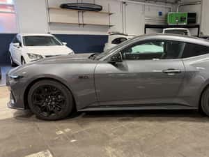 Ford Mustang Automată 446 HP Benzină — miniatura 4
