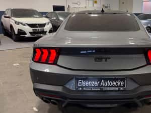 Ford Mustang Automată 446 HP Benzină — miniatura 6