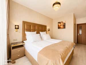 Direct proprietar, 2 camere mobilat utilat 79 mp cu parcare subterană — miniatura 2