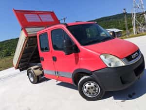 Iveco Daily basculabil pe cutie pe 3 parti import Italia an 2011 km 268000 anvelope toate noi — miniatura 10
