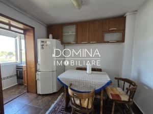 Apartament 3 camere, str. Nicolae Balcescu, zona centrala — miniatura 4