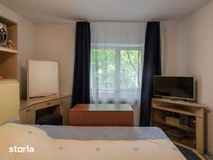 Apartament 4 camere, etaj 2, str. Castanilor, garaj de beton. — miniatura 5