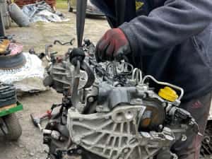 Motor Renault Trafic 2.0 Dci / Opel Vivaro 2.0 CDTI tip M9R Euro 4 — miniatura 7