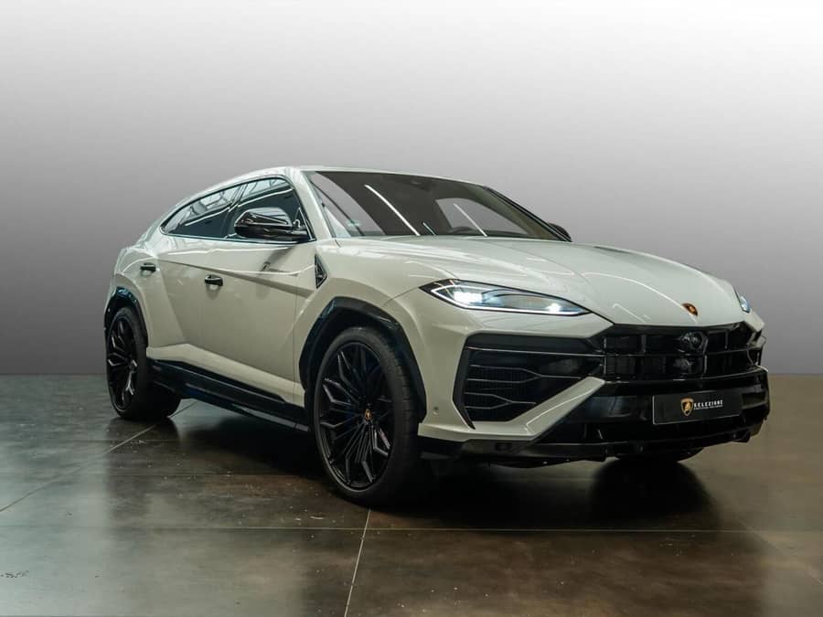 Lamborghini Urus Automată 799 HP Hibrid (B/E) — fotografie 1 din 7
