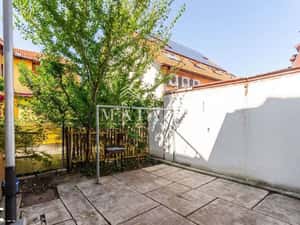 Apartament la casa, curte 31 mp, Strand-Sub Arini — miniatura 1