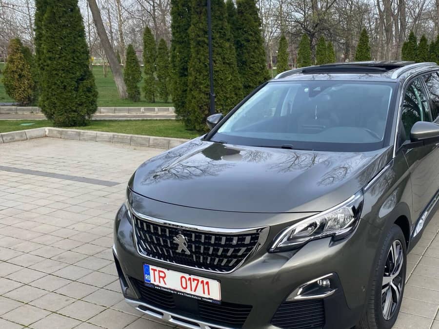 Peugeot 5008 Allure 130 cp — fotografie 1 din 7