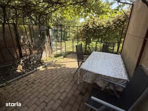 Ap 3 camere 60 mp + curte 18 mp și loc de parcare — miniatura 4