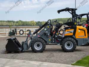 Încărcător mini cu ROPS  - 26 CP, max 1750 kg / Giant G2500 HD (demo) — miniatura 10