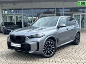 BMW X5 2024 Hibrid Second-hand în Iași