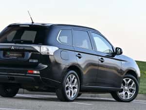 Mitsubishi Outlander Plug in Hybrid automat, navi, trapa, xenon — miniatura 10