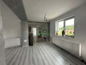 Casă de vânzare în Comuna Băbeni — miniatura 5