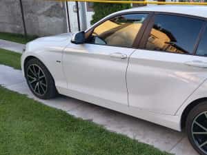 BMW  seria1  118d — miniatura 4
