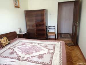 Închiriez apartament 3 camere mobilat și utilat, în zona George Enescu — miniatura 3