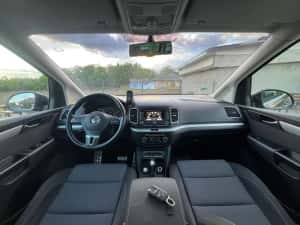 VW sharan automat an 2012 motor 2.0 7 locuri — miniatura 5