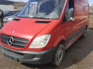 Dezmembrez Mercedes Sprinter W906 2.2 euro 4 om646 2148cmc 65kw — miniatura 3