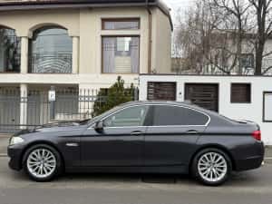 BMW Seria 5 2.0D 2013 Stare impecabila — miniatura 3