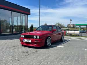 Vând sau schimb bmw e30 — miniatura 2