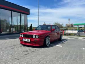 Vând sau schimb bmw e30 — miniatura 8