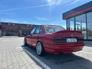 Vând sau schimb bmw e30 — miniatura 9