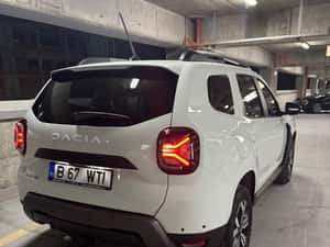 Vand Dacia Duster 2x4 ( CUTIE VITEZE MAI LUNGA) — miniatura 7
