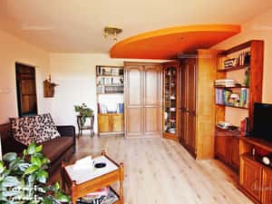 Tudor - Ap 3 cam - Etaj 1 cu balcon închis - Str. PandurilorZona Eon
