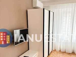 Piata Muncii 5` Metrou Calea Calarasi Decebal Rond Alba Iulia Renovat — miniatura 1